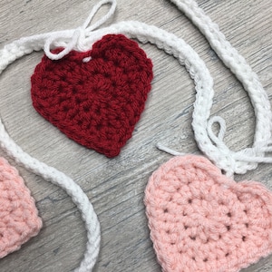 Heart Garland Crochet PATTERN, Valentine’s Day Decorations, Gender Reveal, Baby Room Decor, Nursery Decor