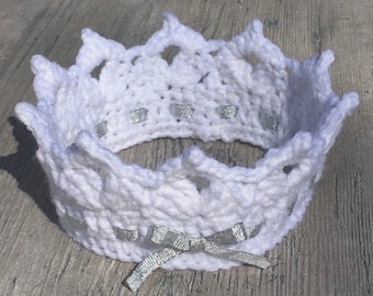 Baby Crown Crochet Pattern, Photo Prop (PDF Pattern)