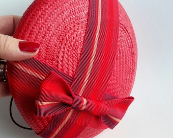 Red Fascinator, red pill box hat, red percher hat, wedding fascinator, wedding hat, ladies day hat, bright red straw hat, made in the UK