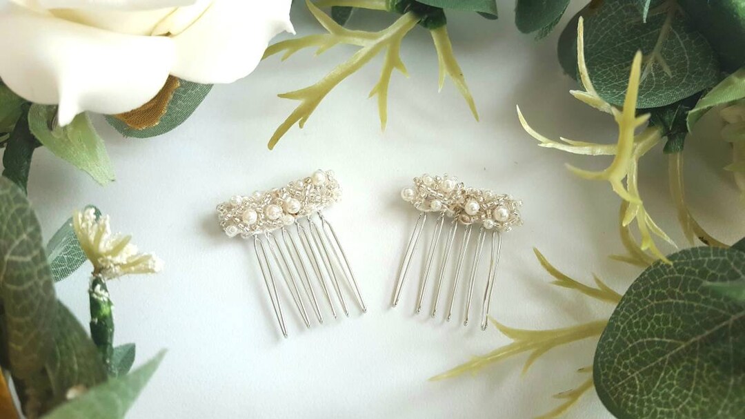 Bridal hair combs pair of small hair combs birdcage veil Etsy.de