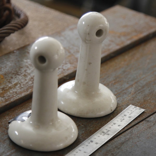A-0029, Vintage Porcelain, toilet Paper Roll Holder, Industrial Bathroom Decor, Salvage Bathroom Fixtures, washroom