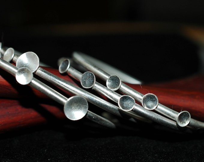 sterling silver bangle with disc