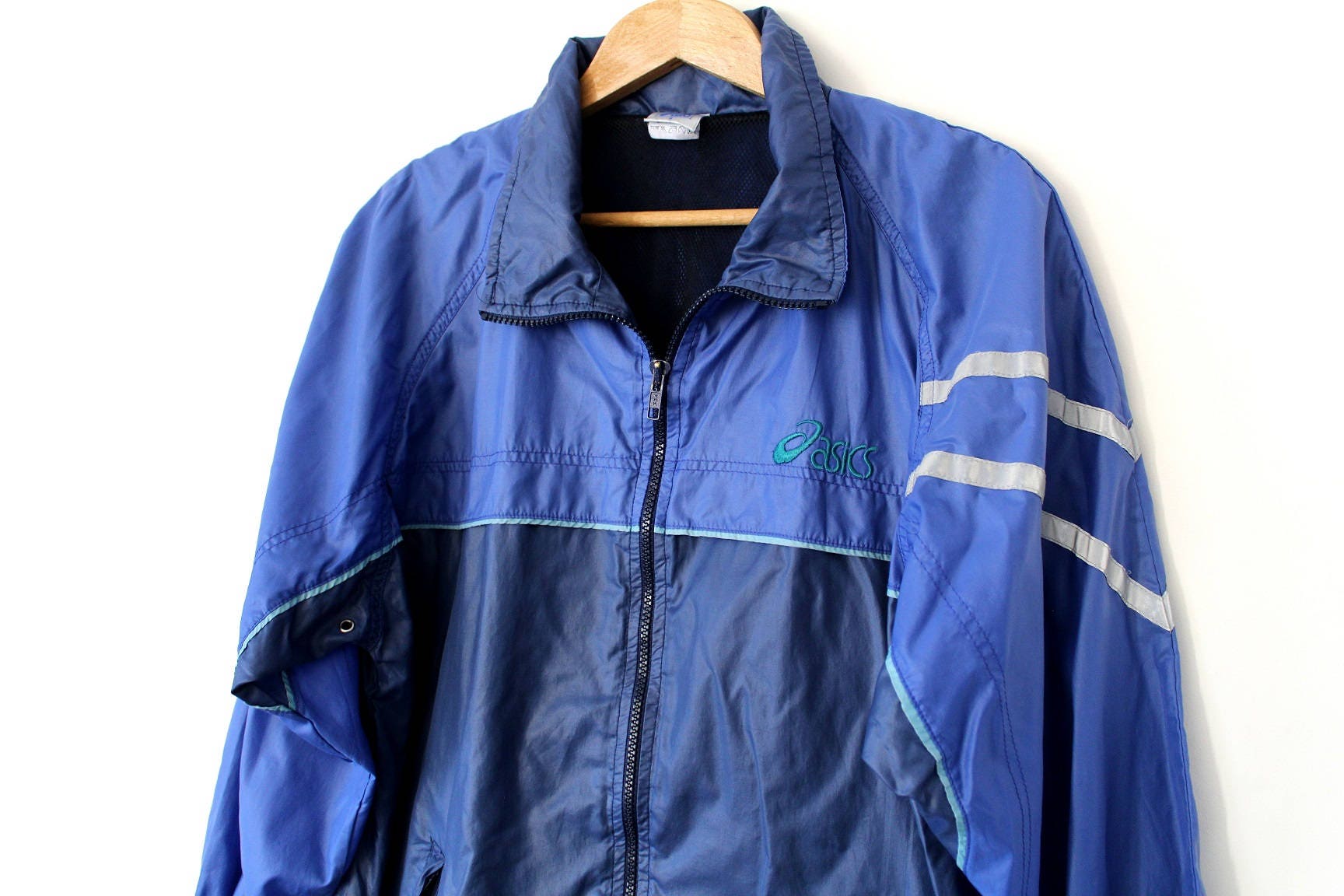asics windbreaker womens