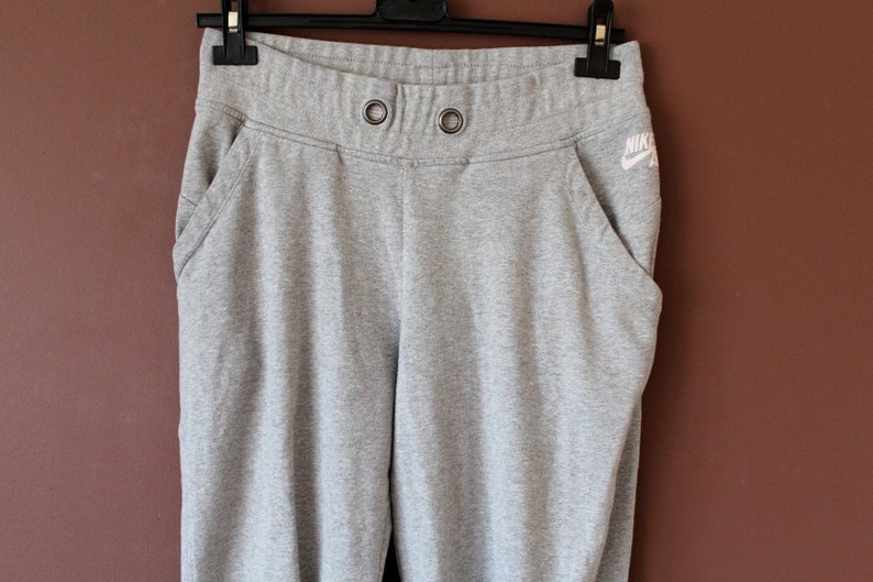 nike 3/4 jogging bottoms nike 3/4 jogging bottoms