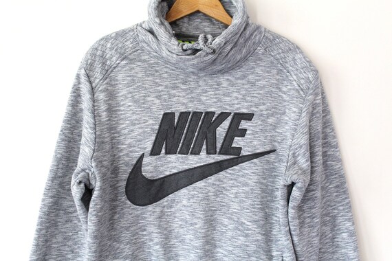 retro nike sweatshirt