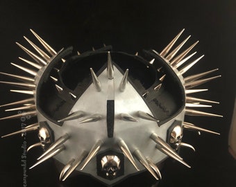 Spiked Skull Leder und Stahl Krone