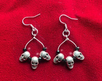 Triple Skull Earrings | Gothic Horror Fantasy Halloween