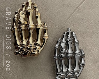 Skeleton Hand Belt Buckle | Gothic Fashion Punk Metal