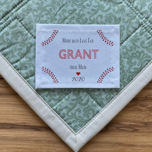 Etiquetas de costura personalizadas grandes / Etiquetas de colcha personalizadas / Etiquetas de tela personalizadas / Etiquetas recortables / Etiqueta con estadísticas de nacimiento, bebé, béisbol