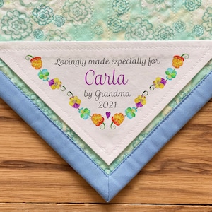 Etiquetas de tela de triángulo grande, etiqueta de costura personalizada, edredones personalizados, parche de edredón hecho a mano, pensamiento, bosque, flores hermosas, tejido