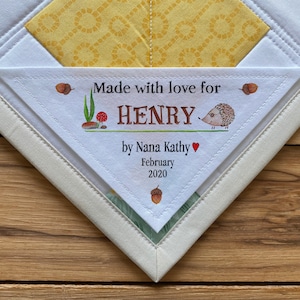 Large Triangle Quilt Labels Personalized Sewing Label Custom Fabric Quilts Patterns Baby-shower Baby Hedgehog Forest Animals Woodland
