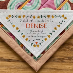 Large Triangle Quilt Label | Personalized Sewing Labels | Personalized Quilt Labels | Handmade Labels | Quilting tags | Quilt patterns