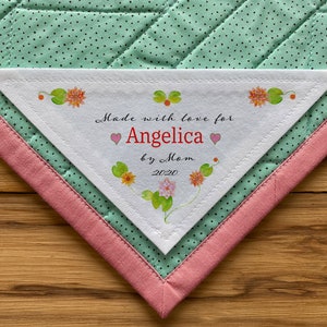 Großes Dreieck Quiltmuster Label bestickt mit Blumen zum Aufbügeln Blumen Bordüren Kranz Geburtstag Geschenke
