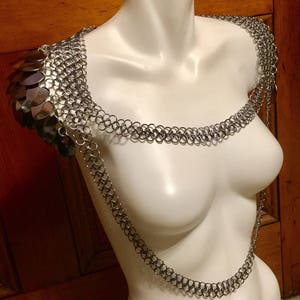 Scale Mail Shoulders - Rüstungsschultern - Scale Mail Schulterstücke - Rüstung - Kettenhemd - Scalemail - Drachenschuppe -