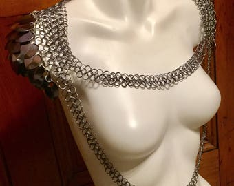 Scale Mail Shoulders - Rüstungsschultern - Scale Mail Schulterstücke - Rüstung - Kettenhemd - Scalemail - Drachenschuppe -