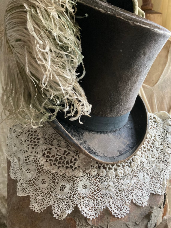 Antique Irish crochet lace collar - image 1