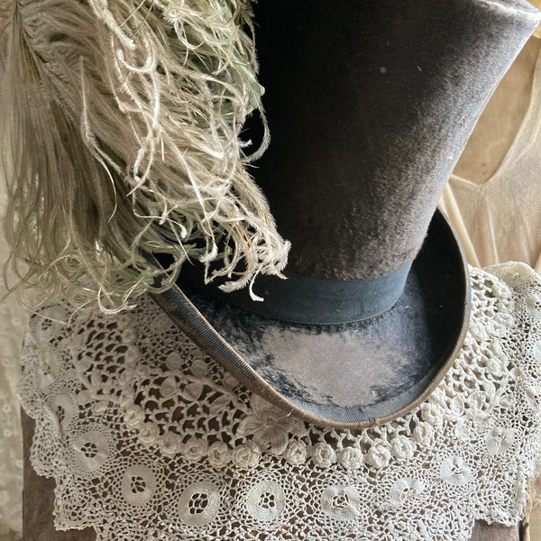 Antique Irish crochet lace collar