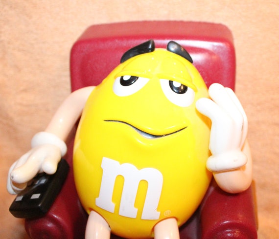 m&m slippers