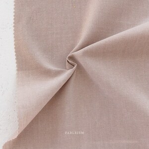 FABLEISM Everyday Chambray in Zephir, gewebte Baumwolle / Bambus, Verkauft durch die 1/2 m. Fabelwesen in Kanada. ECW-13