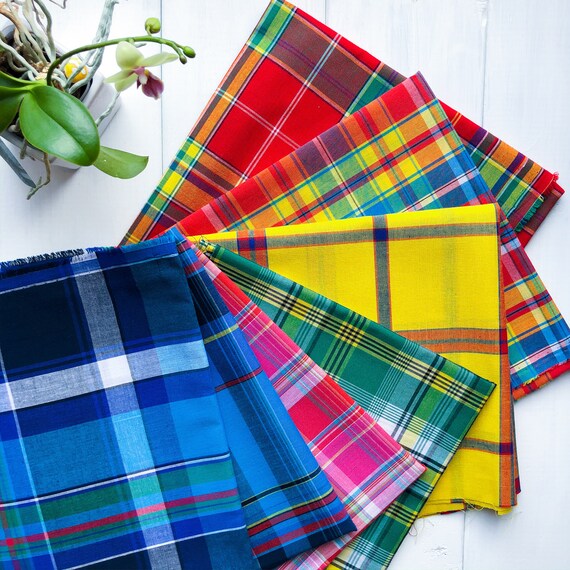 HIBISCUS MADRAS Fat Quarter, 100% Cotton, 20x20 Inches  display picture 2