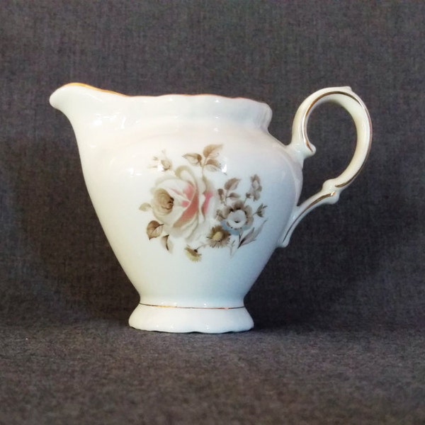 Vintage Winterling Schwarzenback Bavaria Germany Creamer (Empress Pattern)