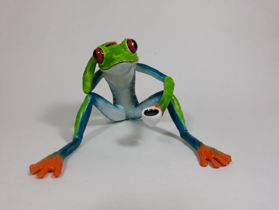 アカガエルの置物 - Etsy 日本