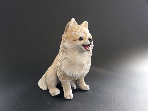 Pomeranian figurine store