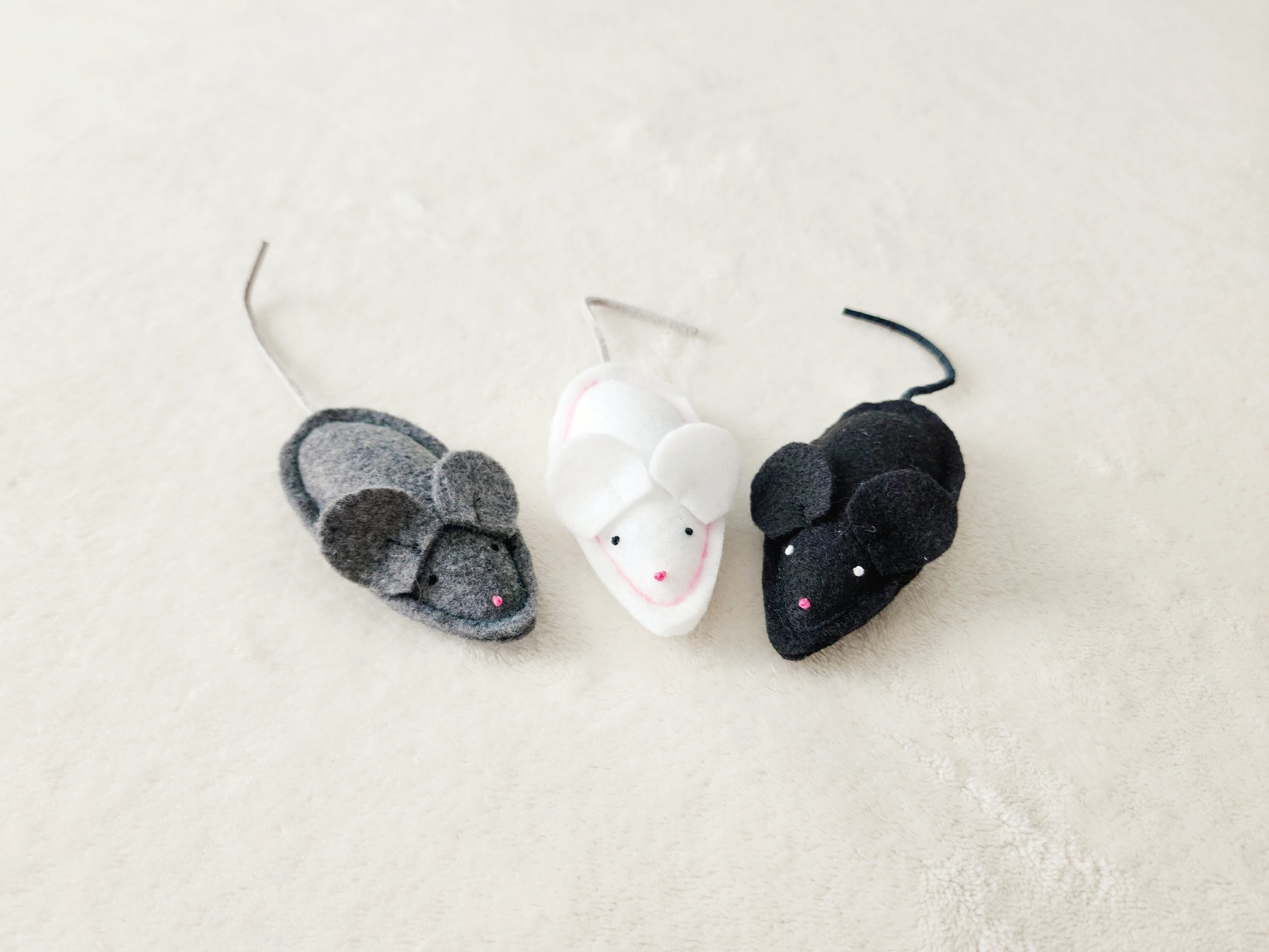 Cat Toys Mice Organic Catnip Mouse With Bells Strings