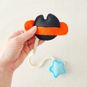 Cat Toys, Planet & Shooting Star Tug toy for cats image 5