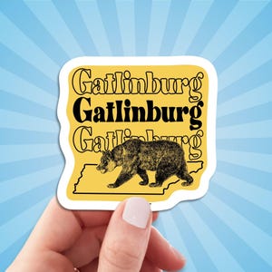 Gatlinburg Travel Luggage Sticker, Tennessee Smoky Mountains Vacation Souvenir Decal For Water Bottle, Laptop, Car