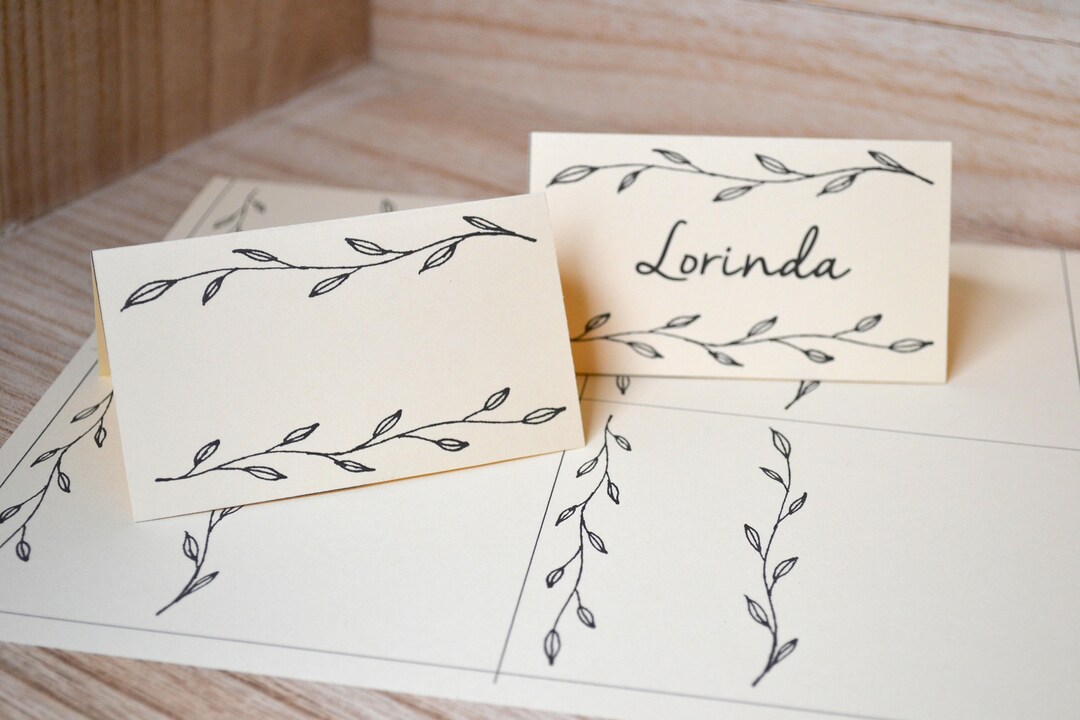Table setting place cards name tag double leaf vines wedding