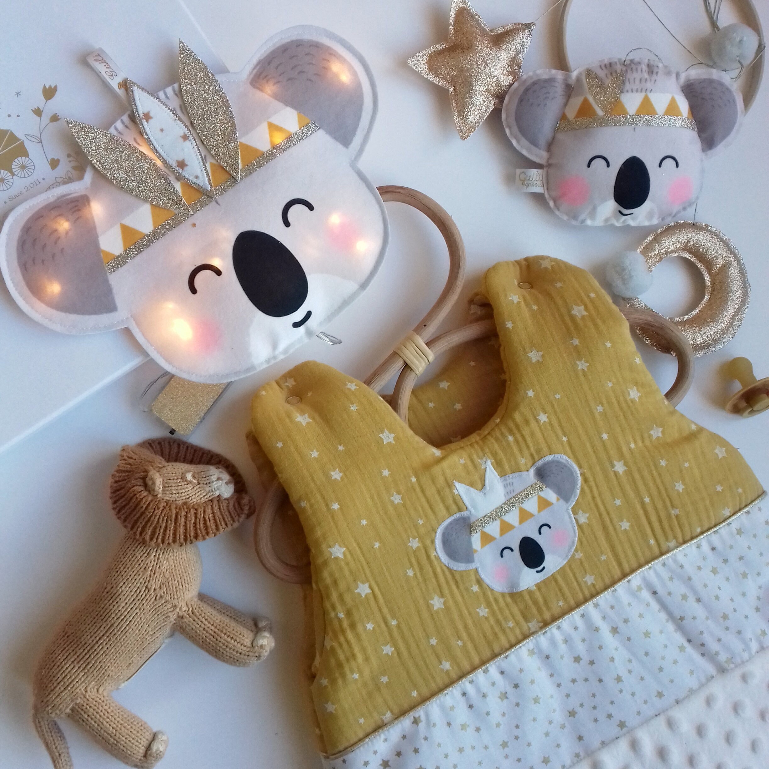 Gigoteuse Koala Indien Moutarde