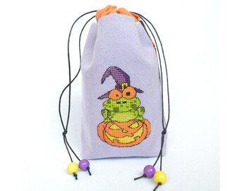 Halloween Cotton Pouch, Keys & Coin Purse, Drawstring Bag, Small Purple Halloween bag, Handmade Cross Stitch Embroidery, Canvas bag