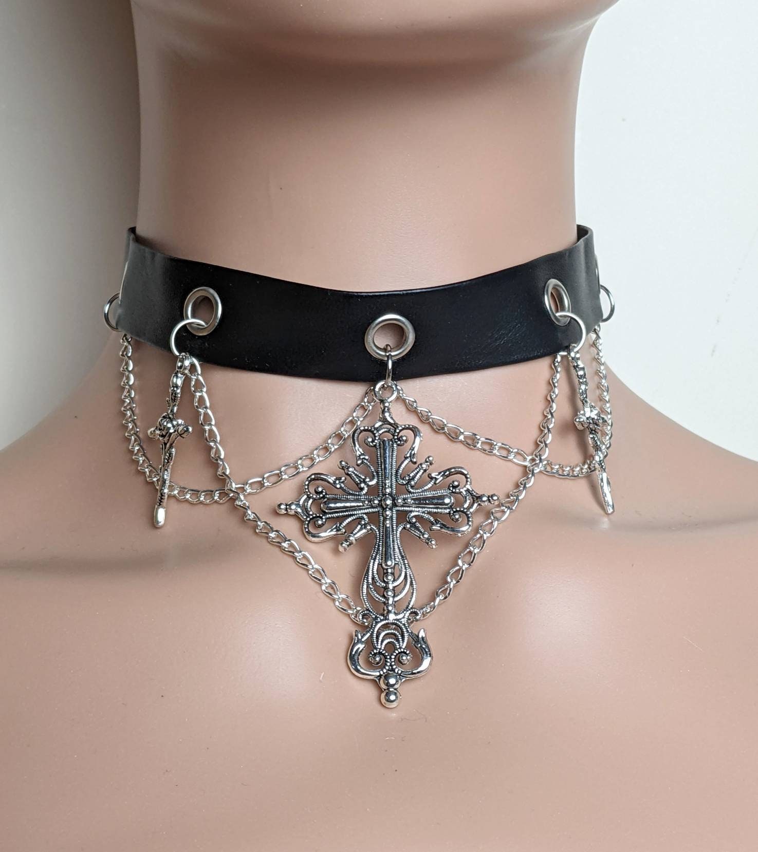 Cross Goth Choker Necklace, Gothic Choker with Large Cross Pendant, Cross Amulet Gothic Jewelry, Large Cross Pendant Goth Jewelry