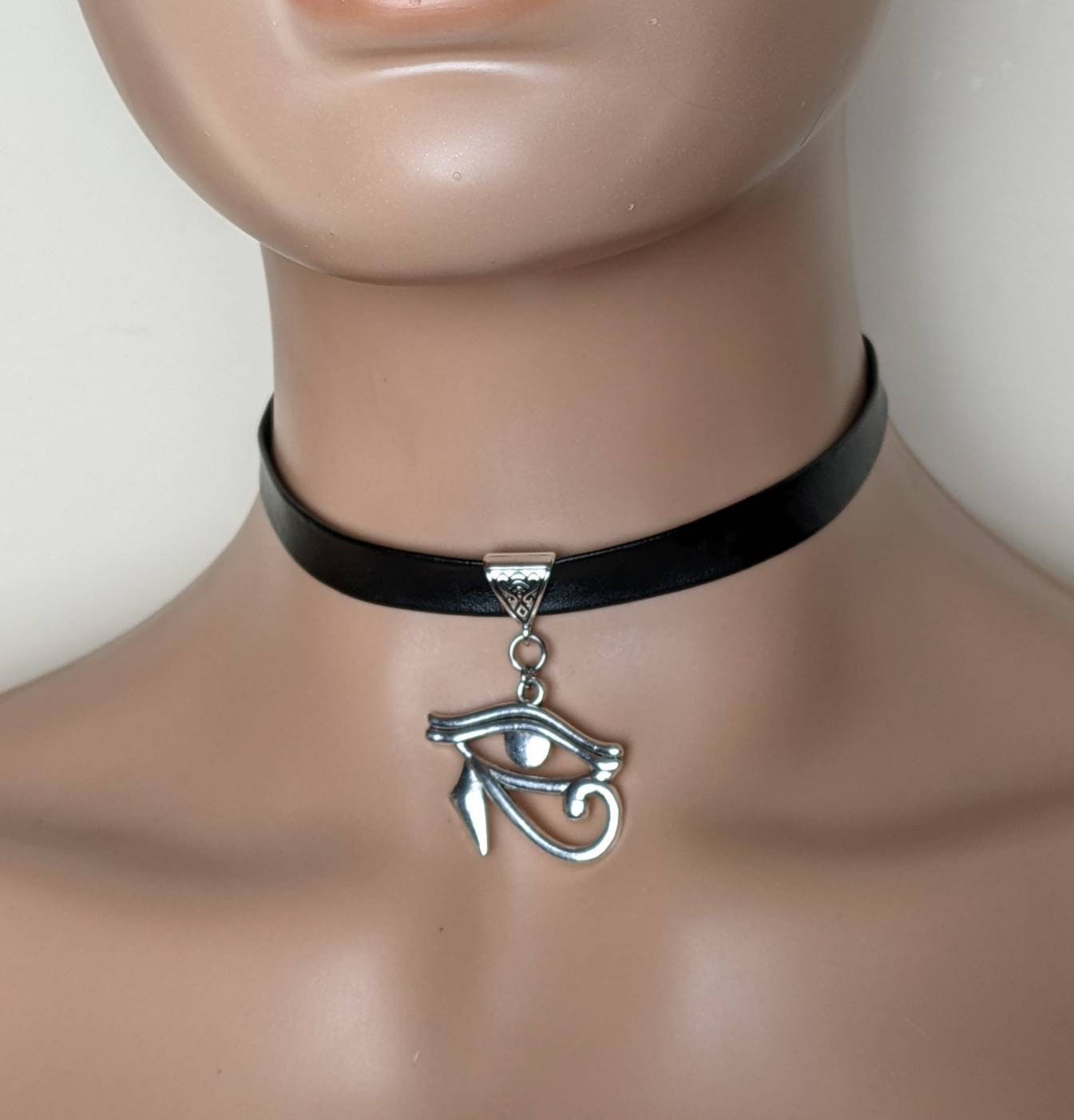 Eye of horus choker sale