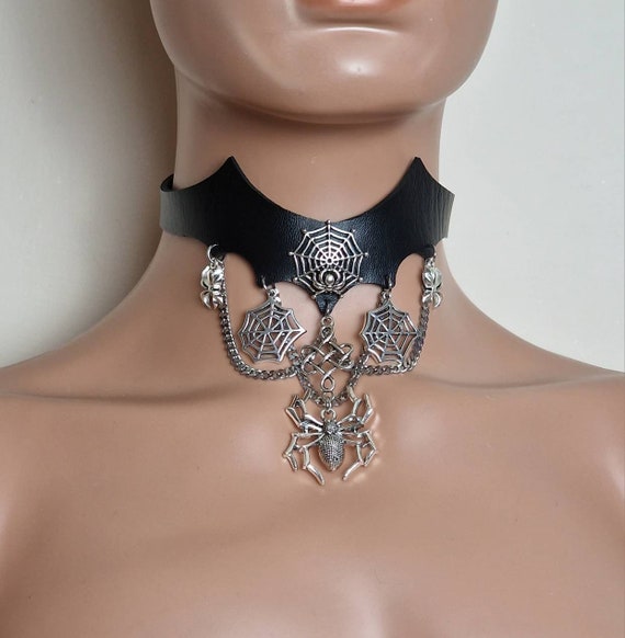 Spider choker deals