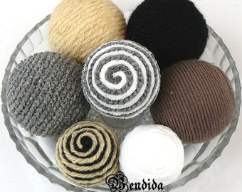 Gray Black and White Decorative Balls for Bowls, Vase Fillers Orbs, Yarn Wrapped Spheres, Farmhouse Table Centerpiece, Primitive Home Decor.