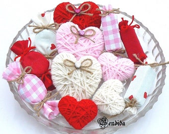 Red Pink and White Yarn Wrapped Hearts Set, Fabric Candy Ornaments, Bowl or Vase Fillers, Table Centerpiece, Farmhouse Valentines Day Decor.