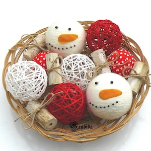 White Red Decorative Balls for Bowls, Vase Fillers Snowman Orbs, Yarn and Fabric Spheres, Christmas Table Centerpiece, Winter Home  Decor.