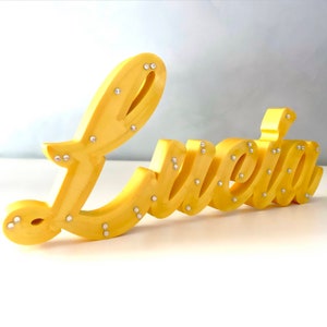 Custom name printed in 3D size for room/bedroom 22 cm handcrafted