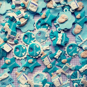 Adorable Polka Dot Magnets - Create unique party favors for birthdays, baby showers and christenings!