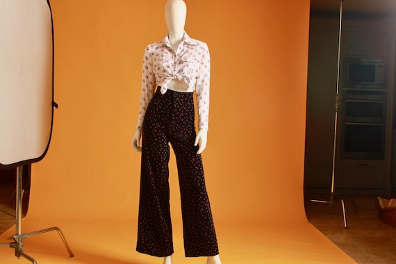 1970s Velvet Flared Trousers: High Waisted Floral Pants - Sterling Cooper X-Small