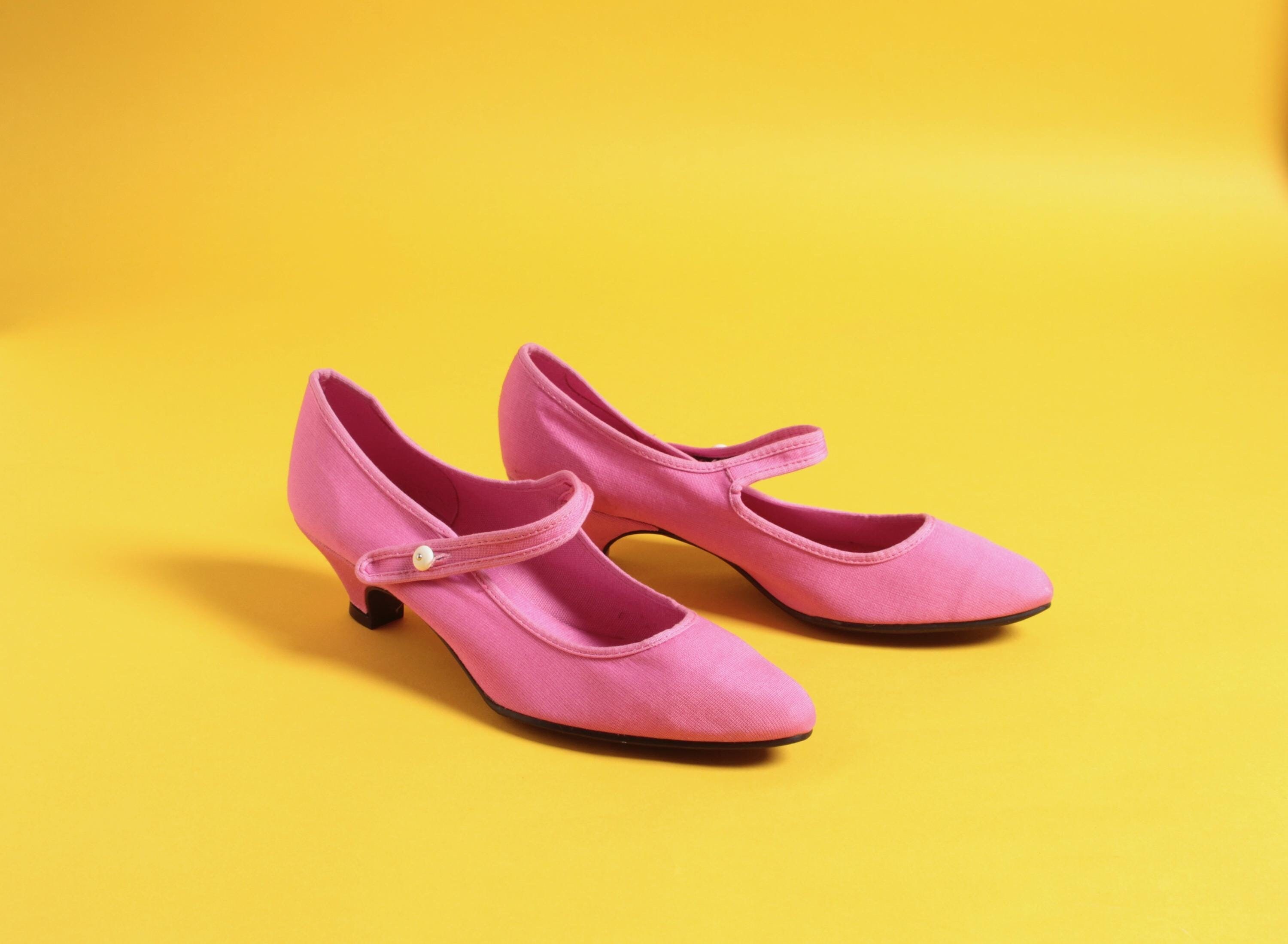 ふるさと納税 1970's Vintage Size Janes Mary Fabric Pink Quant Mary Shoes ジャケット・アウター