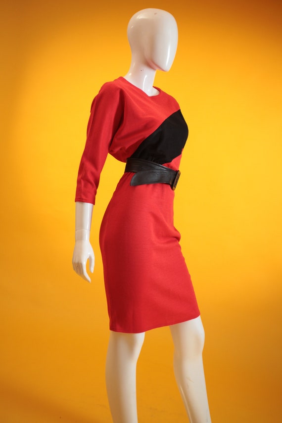 Vintage 1970s Dress New Wave Red & Black Batwing … - image 4