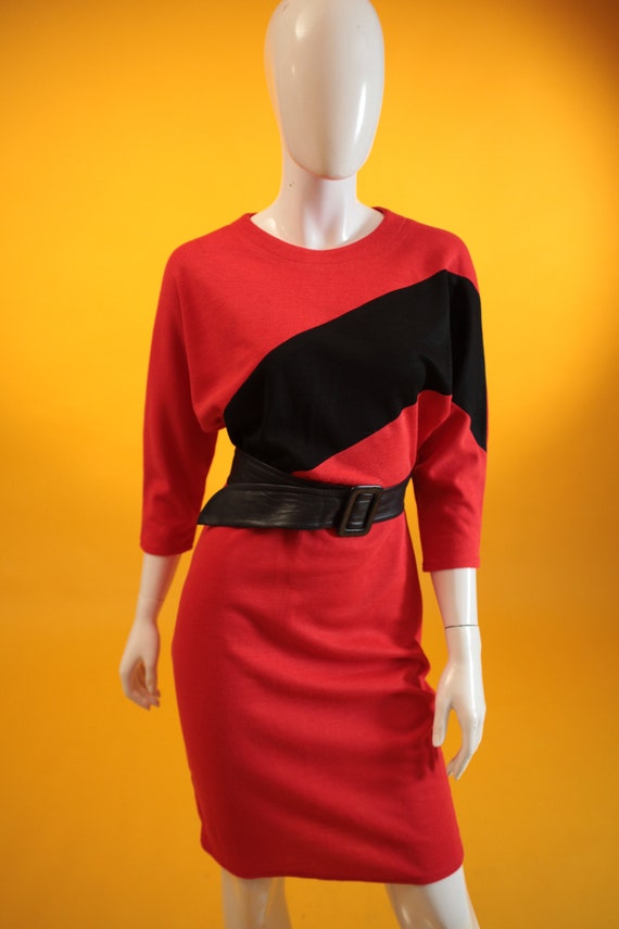 Vintage 1970s Dress New Wave Red & Black Batwing … - image 3