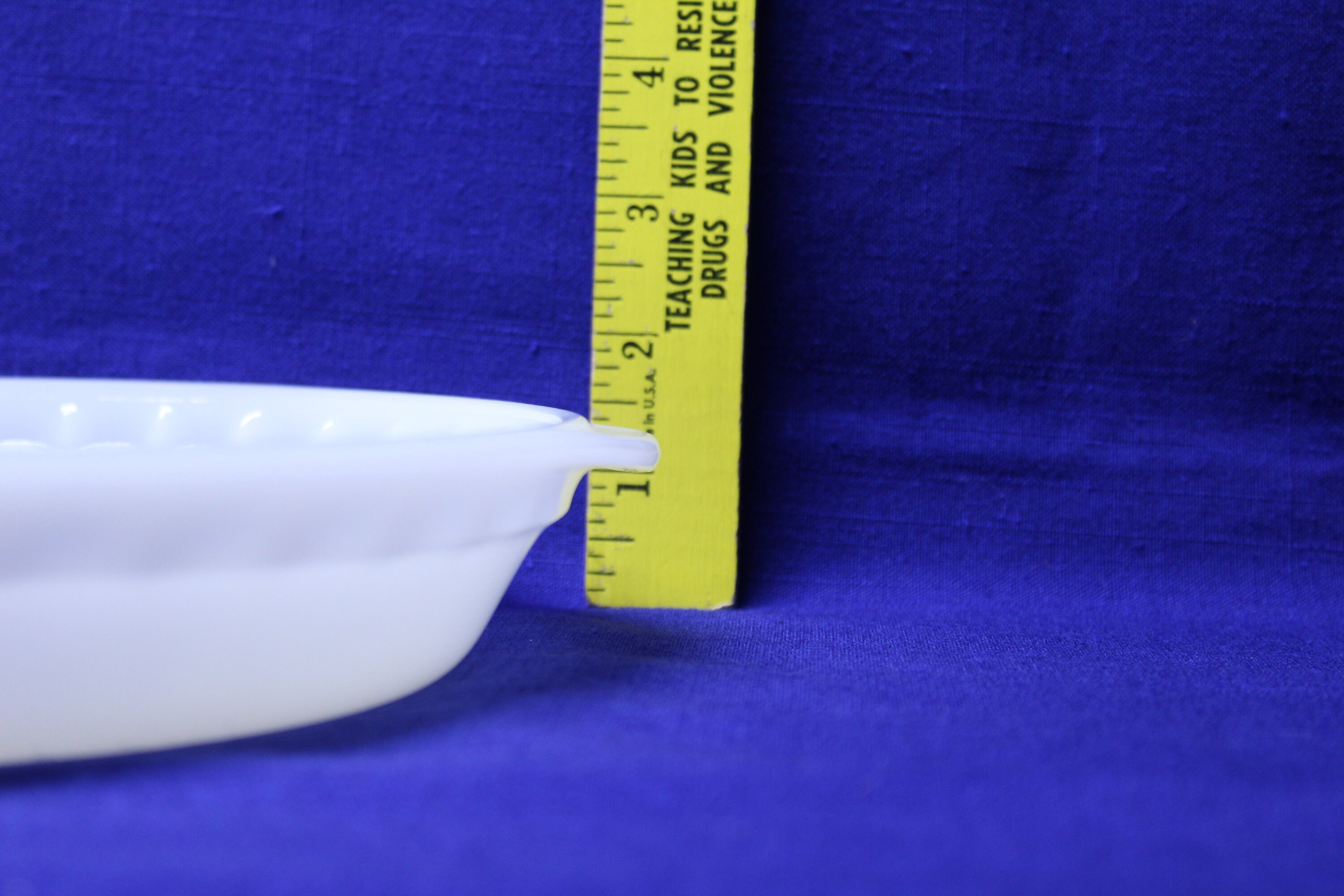 Deep Dish Milk Glass Pie Pan or Plate With Pyrorey Dynaware Etsy