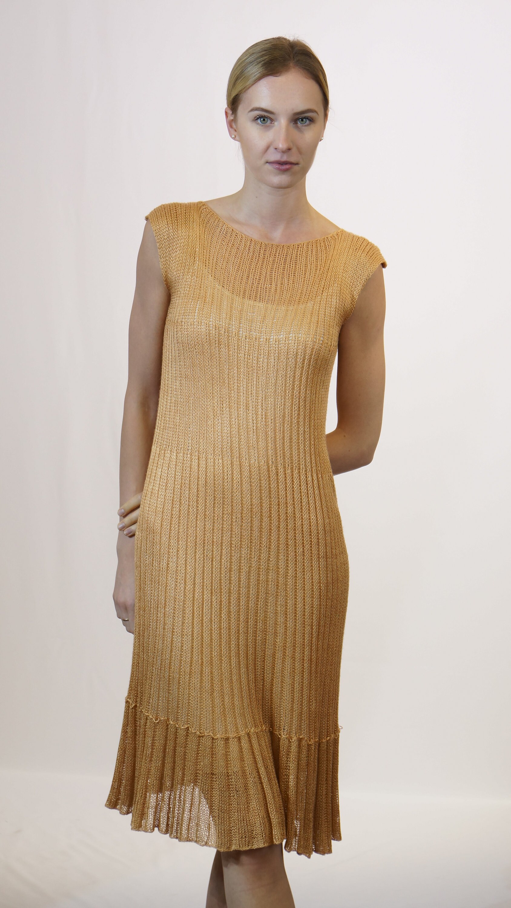 modest dress for wedding guest