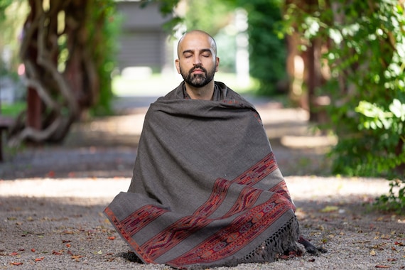 Meditation Shawl or Meditation Blanket, Wool Shawl/wrap, Oversize  Scarf/stole, Ethically Sourced, Fair Trade. Unisex energize Dark Grey -   Canada