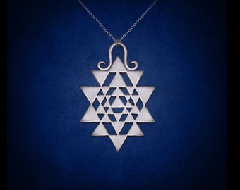 Baby Yantra Silber, Sri Yantra Halskette, Sri Yantra Anhänger, Sri Yantra Silber, Tantra, Heilige Geometrie Schmuck, Heilige Geometrie Anhänger, 9