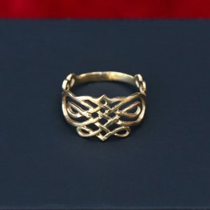 Celtic infinity Ring, Gold plated Infinity ring, Gold celtic Jewelry, celtic ring, balance and power ring